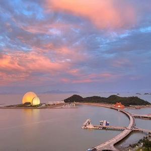 粗壮美女被捆绑勒死强奸
